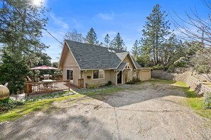 Home Exterior - Parking available in Driveway for up to 3 Vehicles