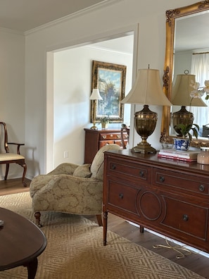 Upstairs Living Area