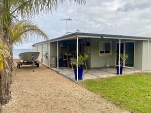 Back verandah is wind protected. 