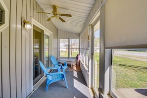 Screened Porch | Picnic Table Available