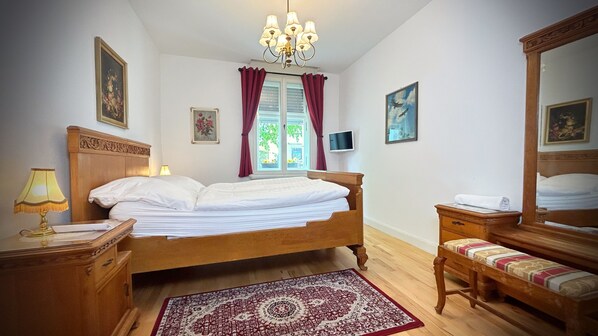 "Farmer's Room" double room