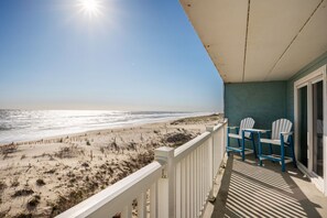 Can't Get Any Closer to the Beach!!
