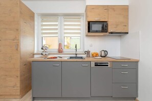 Fully equipped kitchenette.