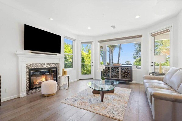Located in the hills of Latigo Canyon, this home is the perfect getaway for a true Malibu experience.