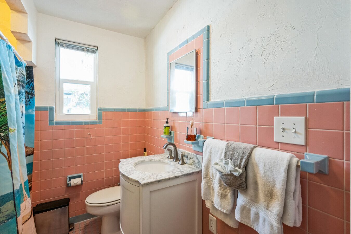 236E) Beautiful Banglow Sleep 6! - Clearwater Beach | Vrbo