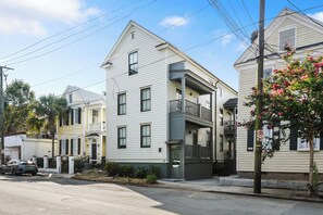 The Place to Be | 1 Block to King St.