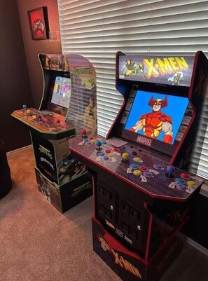 Spielezimmer