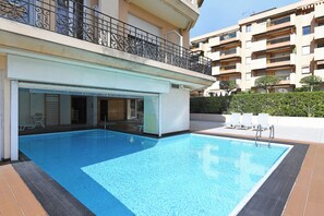 Shared pool
