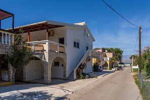 Extérieur