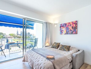 Ciel, Bâtiment, Fenêtre, Design Urbain, Zone Résidentielle, Condominium, Immobilier, Façade, Bloc Tour, Ville