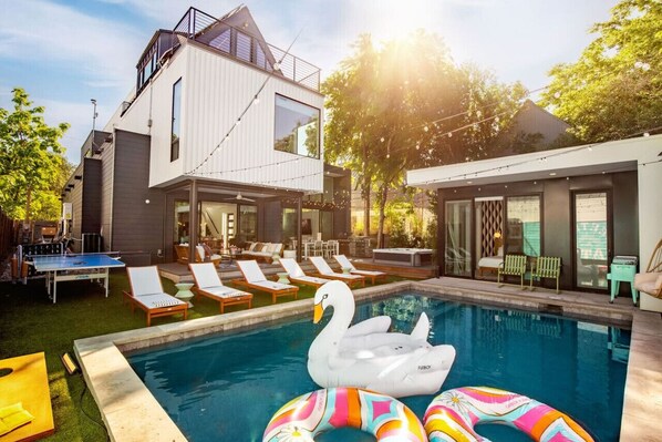 Backyard w/pool and Casita.