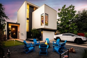 Driveway, fire pit, mini golf. Ask us about Tesla truck rental.