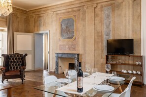 Dining Room, Living Room