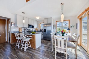 Copy of 29-752 Lakeview - Kitchen-2