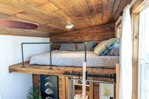 Loft 2 - Full Bed