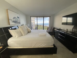 Master bedroom - enjoy expansive views from bed