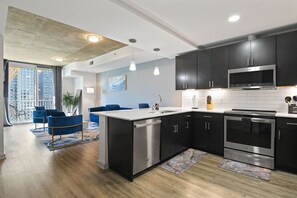 Modern open-concept kitchen 