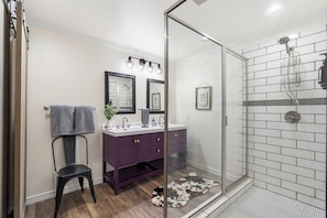 Primary ensuite Bathroom