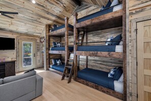 "Bedroom 5"/Loft bunk beds - 6 twin beds + private closet