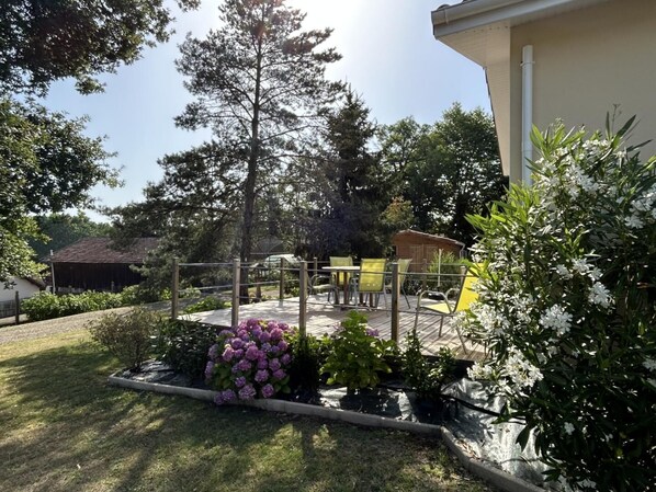 Photo 0