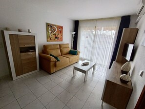 Building, Furniture, Comfort, Wood, Interior Design, Floor, Flooring, House, Living Room, Couch