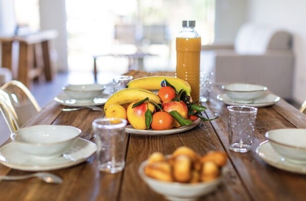 Breakfast meal
