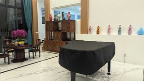 Grand piano