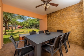Outdoor dining