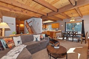 Living Room (3)