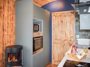 Interior | Badgers - Chilsham Farm Nurseries, Herstmonceux, Hailsham
