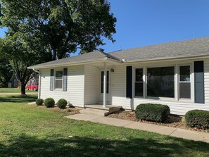 Front steps and entrance.