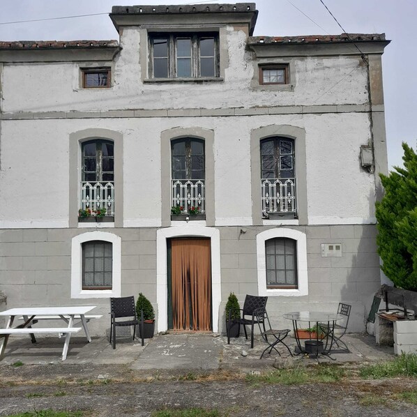 Exterior