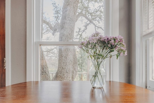 relax/work/dine at these peaceful tress houses listening to bird sounds.