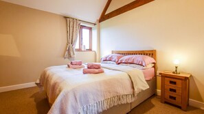 Bedroom One, Inglenook Barns (Cider House), Bolthole Retreats