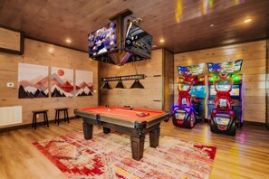 Spielezimmer