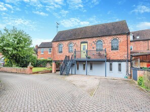 Exterior | The Stilts, Bewdley