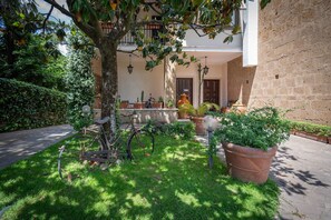 Autumn, Garden, Spring, Summer