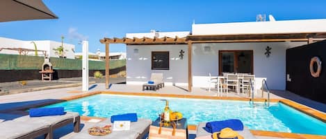 Beautiful villa with private pool and terrace