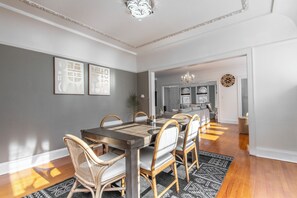 Dining table with 6 chairs