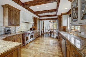 Gore Creek Townhomes 5 Bedroom