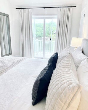 2 King bedrooms with balconies for that morning coffee or late night star gazing.