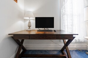 Work Desk