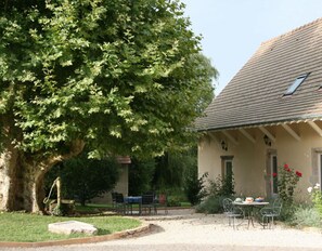 Holiday Home Exterior [summer]