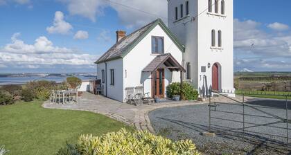 The Rocket Carthouse, Holiday Home Angle, Sleeps 4, 1 bedrooms, bathrooms