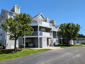 605 Crowley, Bethany Bay