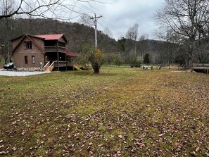 Huge FLAT back yard