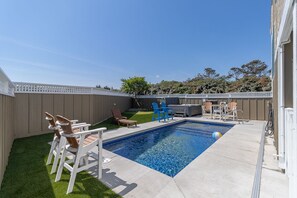 Private Pool