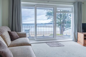 36 Beach Court - 1 Bed Apartment - Saundersfoot (18646)