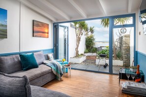Hideaway Cottage Living Room