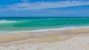 Beautiful Resort Beach Access
